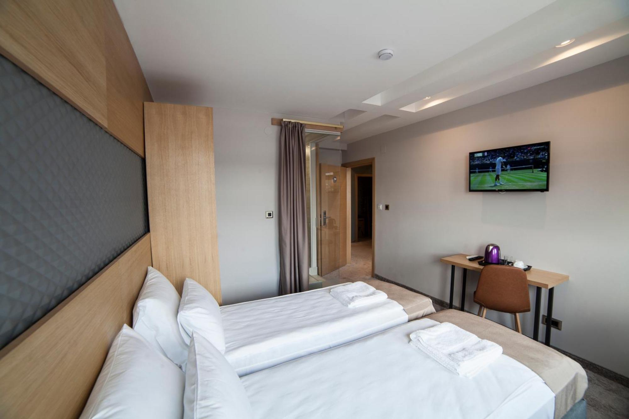Prince Rooftop Belgrado Exterior foto