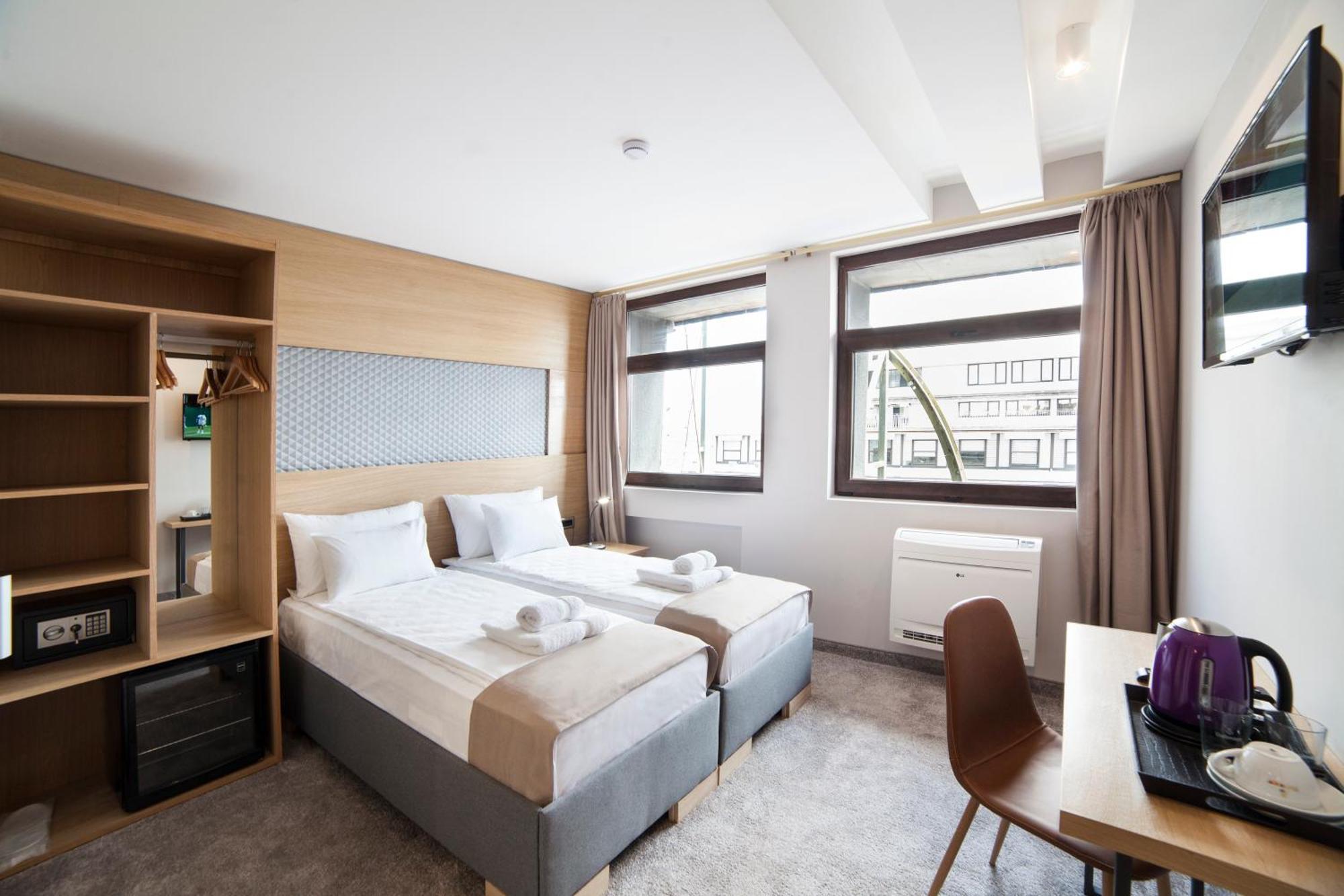 Prince Rooftop Belgrado Exterior foto